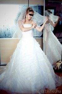 Шикарное свадебное платье от С.Лялиной - Изображение #3, Объявление #704693